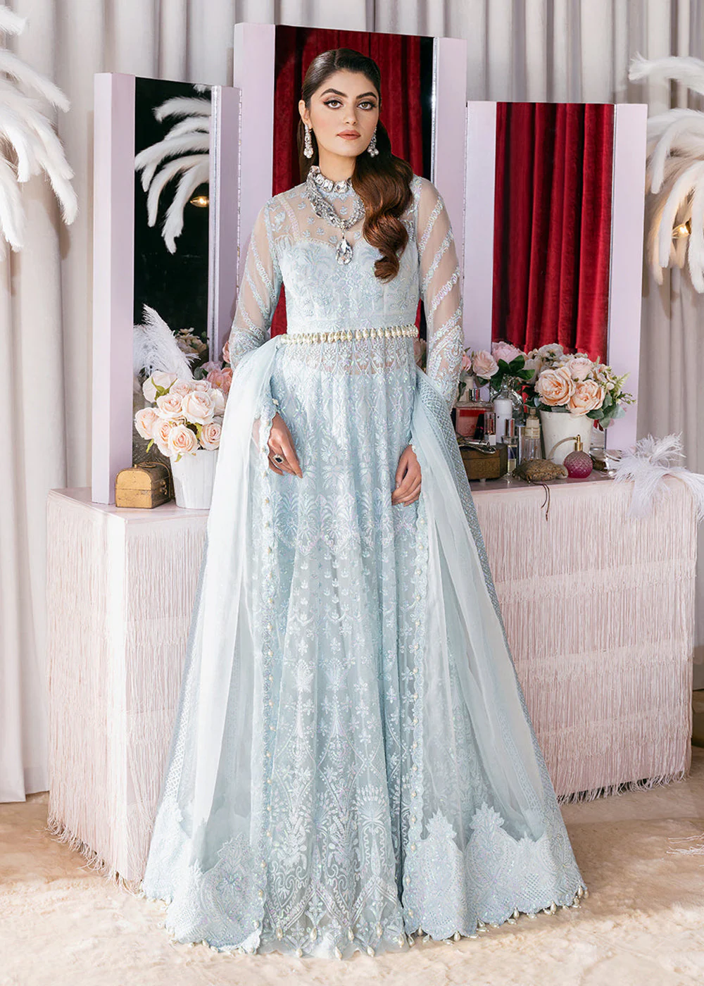 How to Shop Pakistani Suits Online Without Hassle?