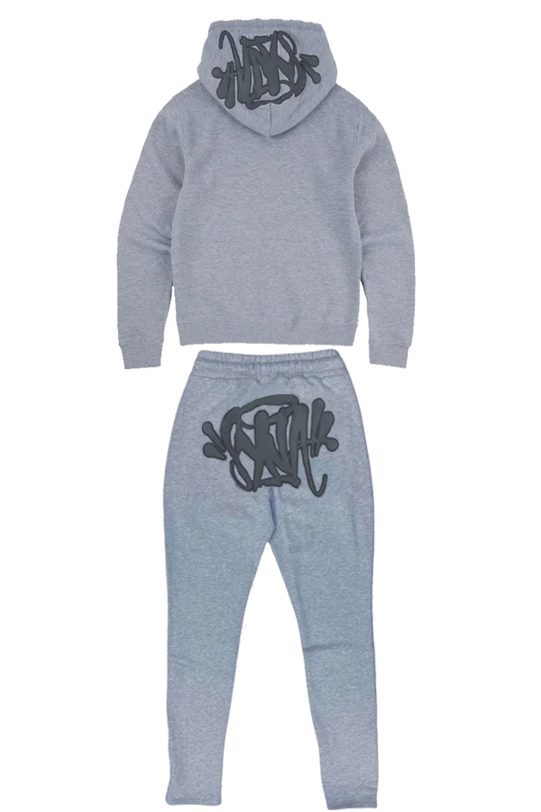 Syna World Clothing – Redefining Modern Streetwear with Style, Comfort, and Culture