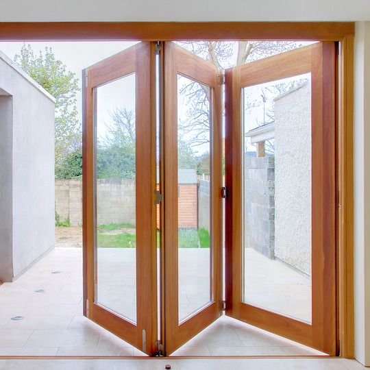 trifold door